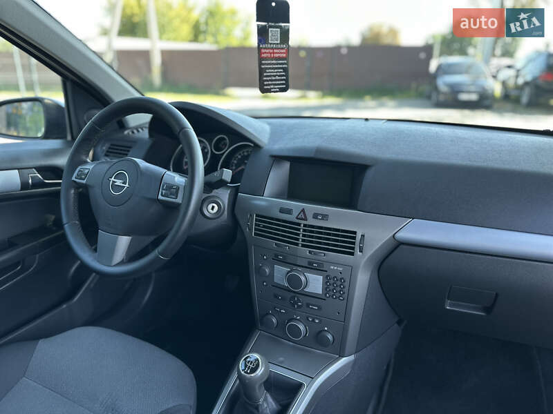 Универсал Opel Astra 2006 в Виннице
