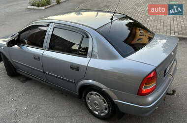 Седан Opel Astra 2007 в 