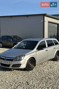 Універсал Opel Astra 2006 в Тернополі