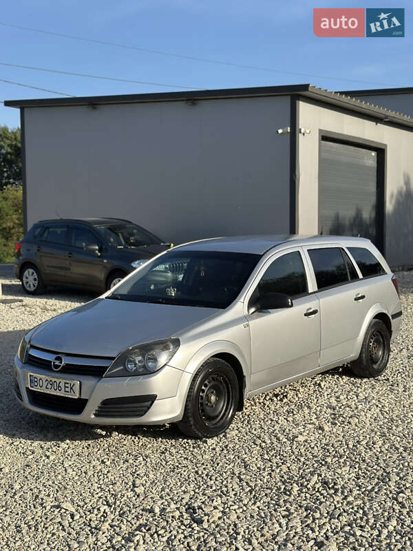 Универсал Opel Astra 2006 в 