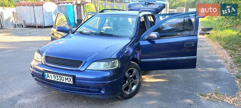 Универсал Opel Astra 2004 в Киеве