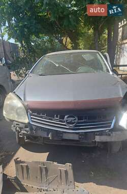 Хэтчбек Opel Astra 2007 в 
