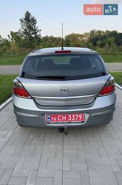Хетчбек Opel Astra 2009 в 