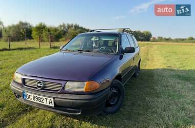 Универсал Opel Astra 1995 в 