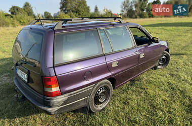 Универсал Opel Astra 1995 в 