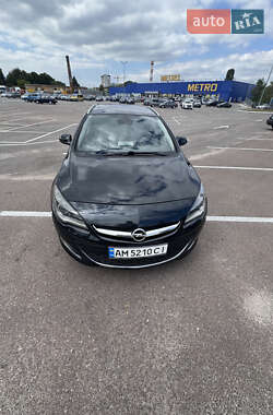 Универсал Opel Astra 2013 в Житомире