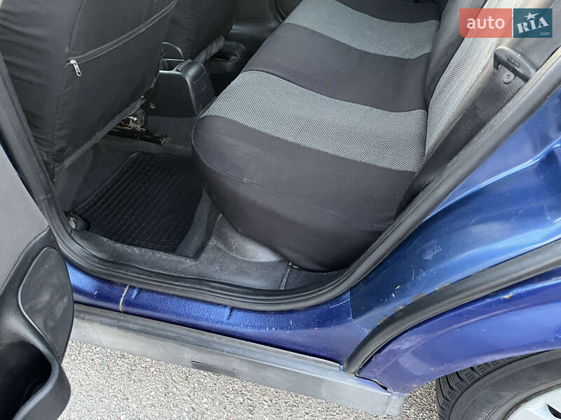 Седан Opel Astra 2006 в Киеве