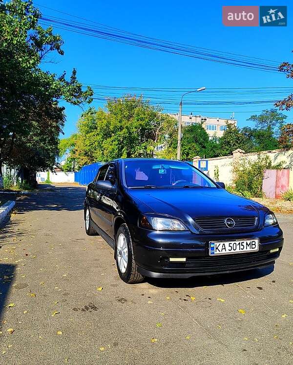 Opel Astra 2008