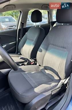 Универсал Opel Astra 2011 в 