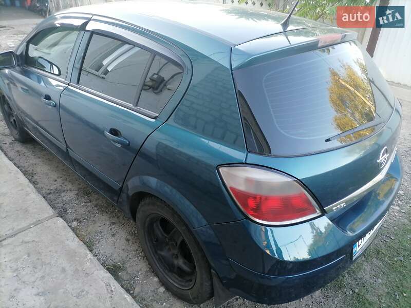 Хэтчбек Opel Astra 2007 в Пятихатках фото 7 Хэтчбек Opel Astra 2007 в Пятихатках