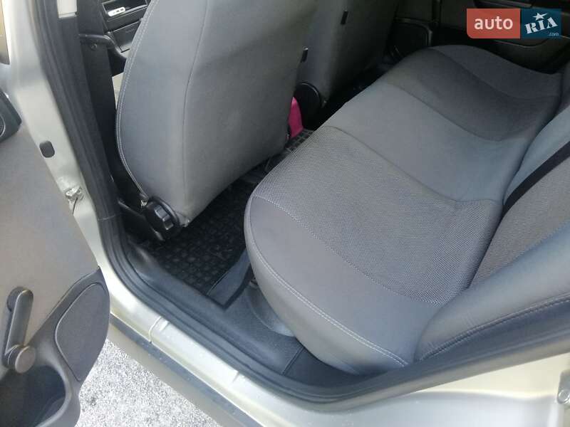Седан Opel Astra 2008 в Казатине