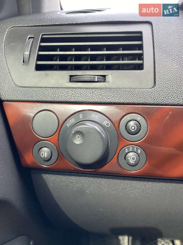 Універсал Opel Astra 2004 в Львові