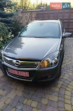 Универсал Opel Astra 2009 в Харькове