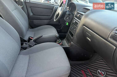 Седан Opel Astra 2007 в 