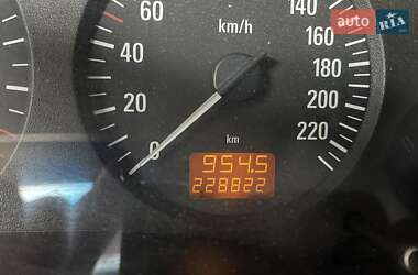 Седан Opel Astra 2007 в Днепре