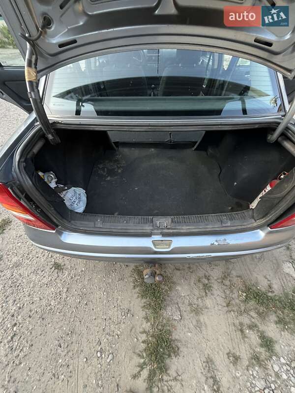 Седан Opel Astra 2007 в Днепре