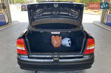 Седан Opel Astra 2007 в 