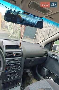 Универсал Opel Astra 1999 в 