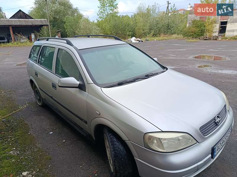 Универсал Opel Astra 1999 в Мукачево