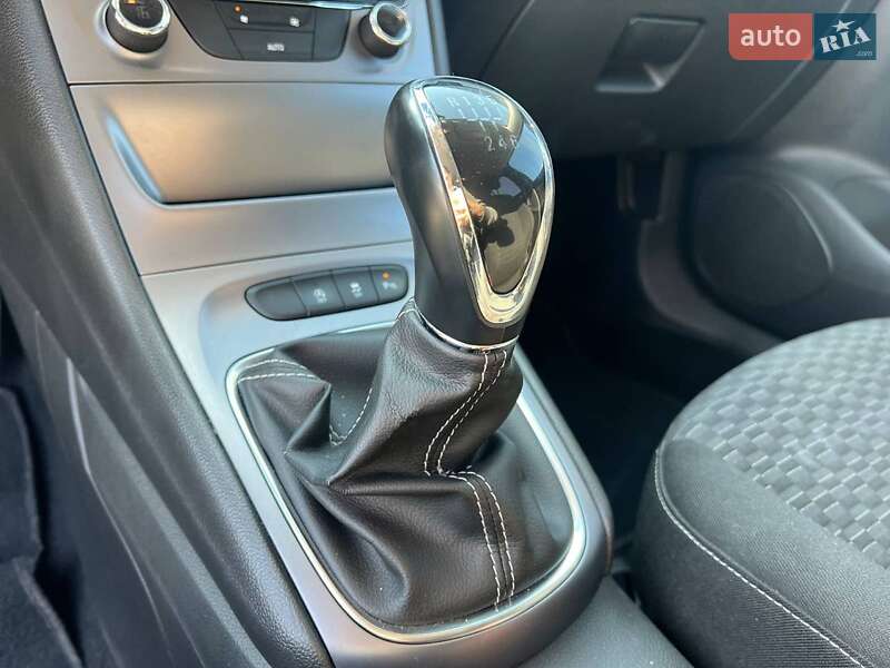 Универсал Opel Astra 2017 в Львове фото 28 Универсал Opel Astra 2017 в Львове