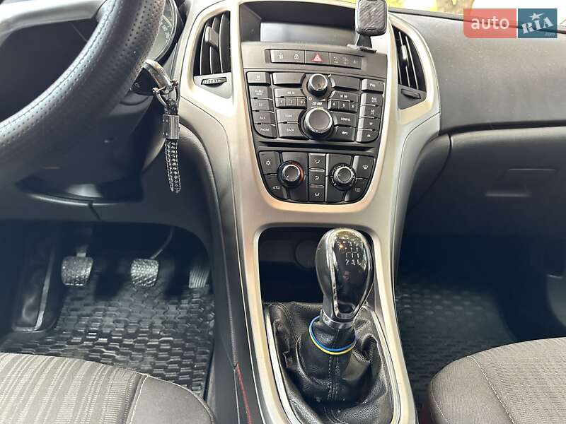 Хэтчбек Opel Astra 2010 в Белой Церкви