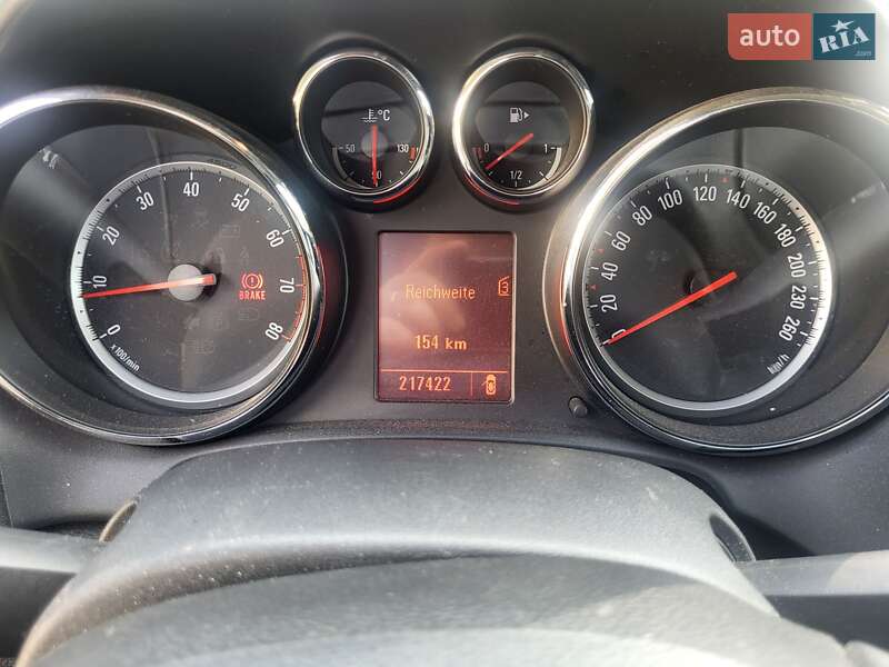 Универсал Opel Astra 2011 в Межгорье