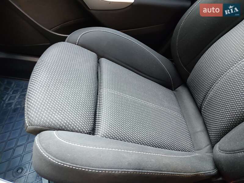 Універсал Opel Astra 2012 в Львові