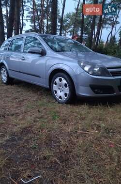Универсал Opel Astra 2005 в 