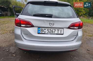 Универсал Opel Astra 2017 в 