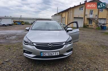 Универсал Opel Astra 2017 в 