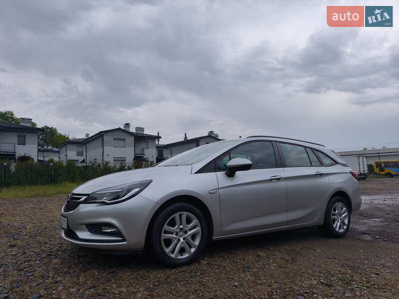 Универсал Opel Astra 2017 в Трускавце