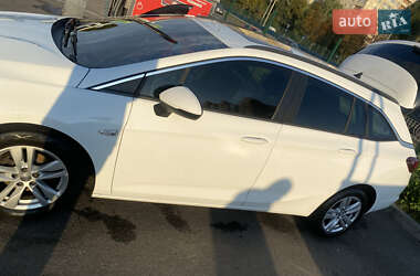 Универсал Opel Astra 2018 в 