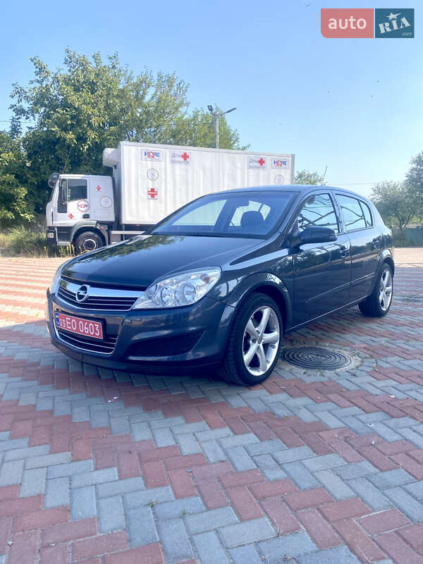 Хэтчбек Opel Astra 2008 в Белой Церкви