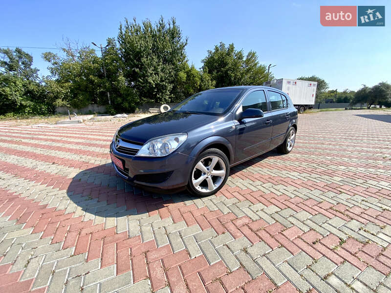 Хэтчбек Opel Astra 2008 в Белой Церкви