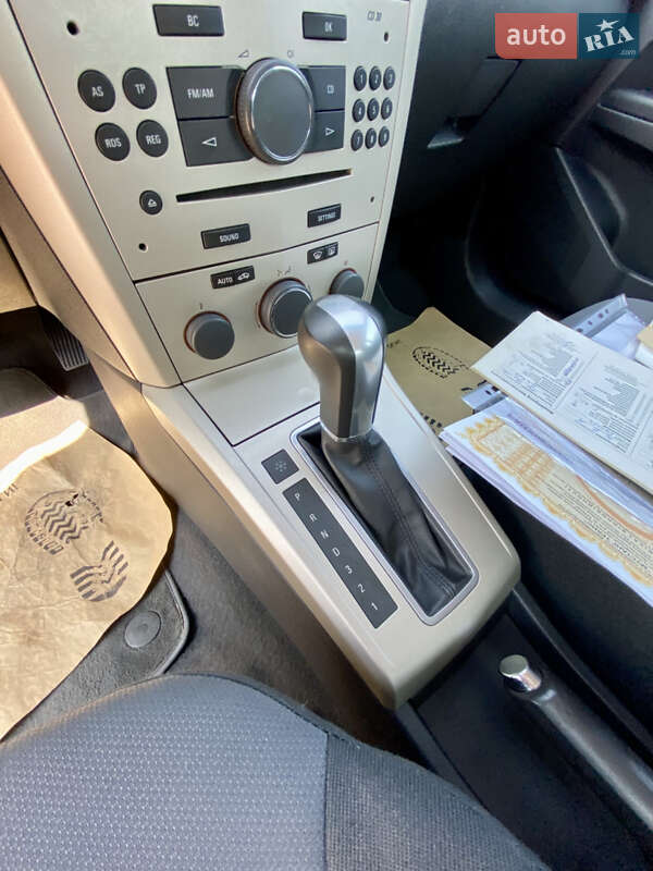 Хэтчбек Opel Astra 2008 в Белой Церкви