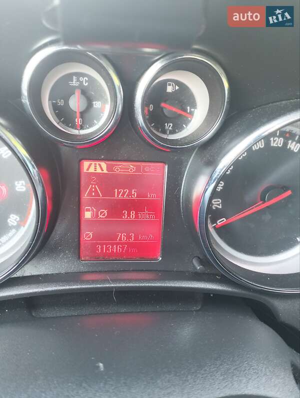 Универсал Opel Astra 2013 в Ивано-Франковске фото 4 Универсал Opel Astra 2013 в Ивано-Франковске