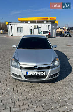 Хетчбек Opel Astra 2005 в 