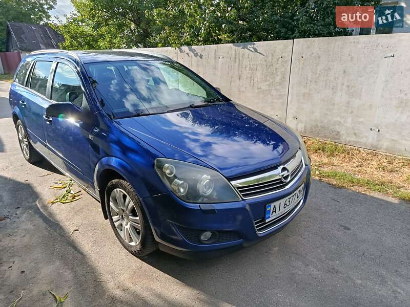 Универсал Opel Astra 2009 в Борисполе