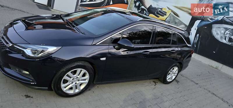 Универсал Opel Astra 2018 в Умани