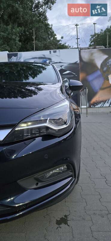 Универсал Opel Astra 2018 в Умани
