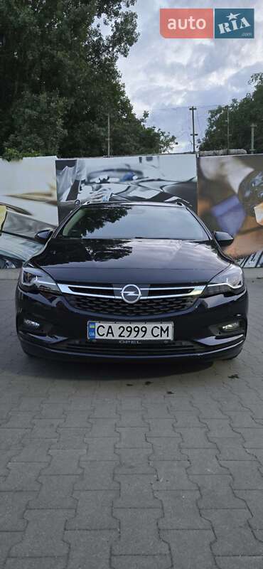 Универсал Opel Astra 2018 в Умани