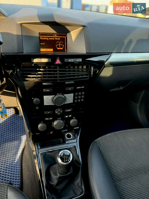 Универсал Opel Astra 2009 в Ковеле