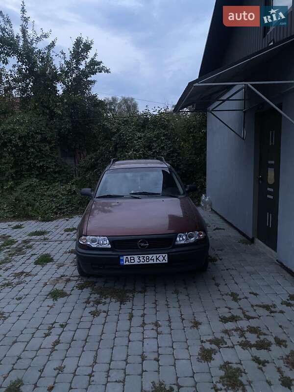 Универсал Opel Astra 1995 в Жмеринке