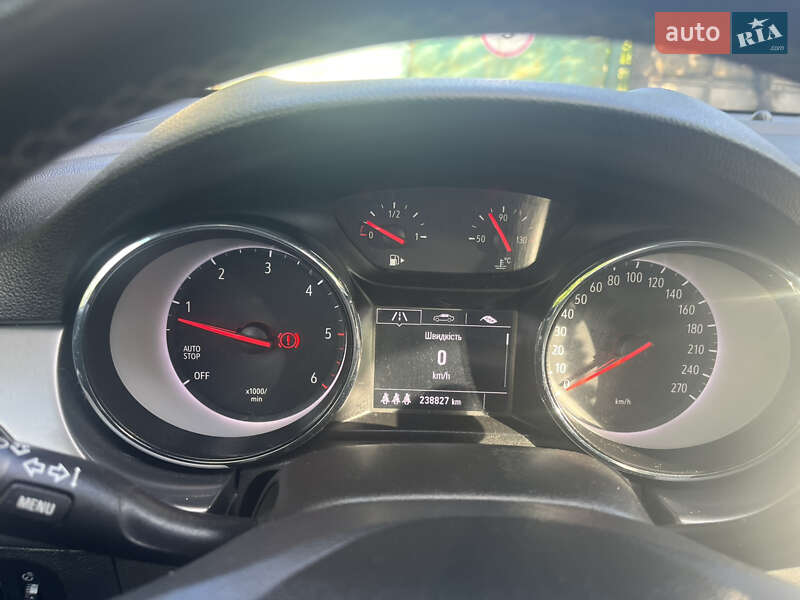 Универсал Opel Astra 2017 в Львове фото 15 Универсал Opel Astra 2017 в Львове