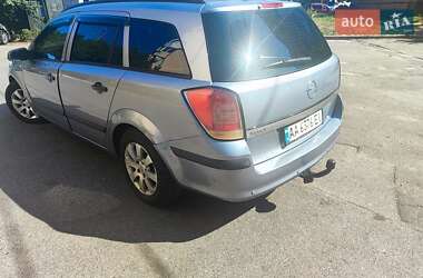 Универсал Opel Astra 2004 в 