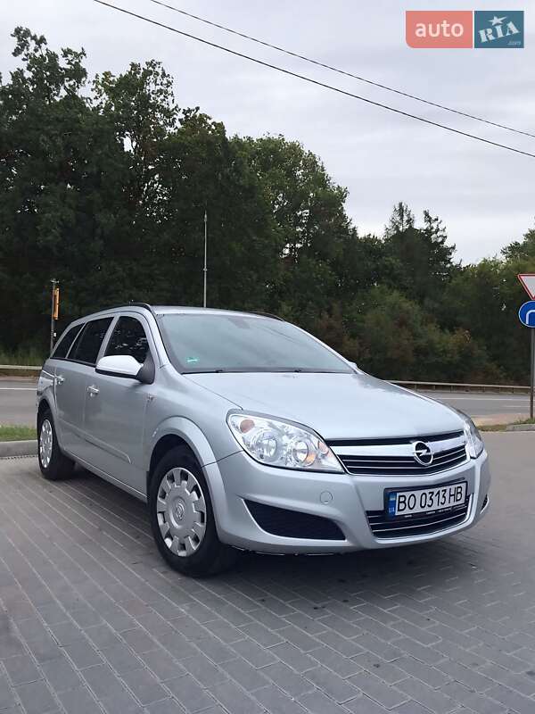 Opel Astra 2009
