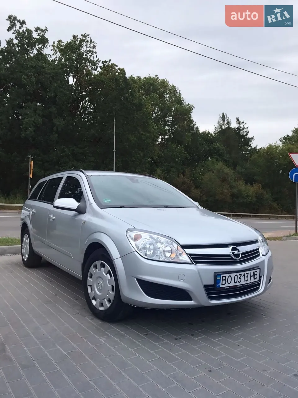 2010 Opel Astra - мініатюра 16