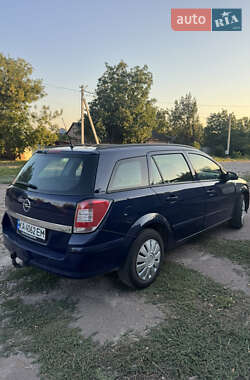Універсал Opel Astra 2006 в 