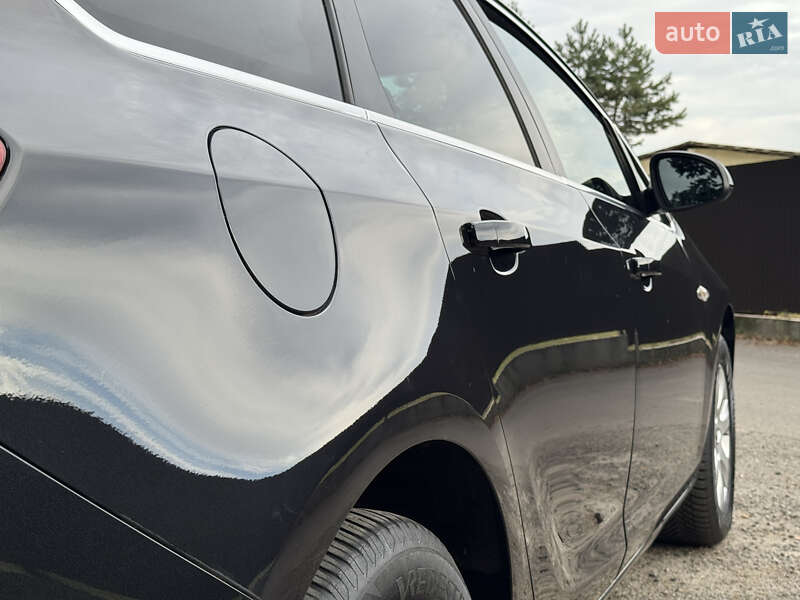 Универсал Opel Astra 2016 в Киеве