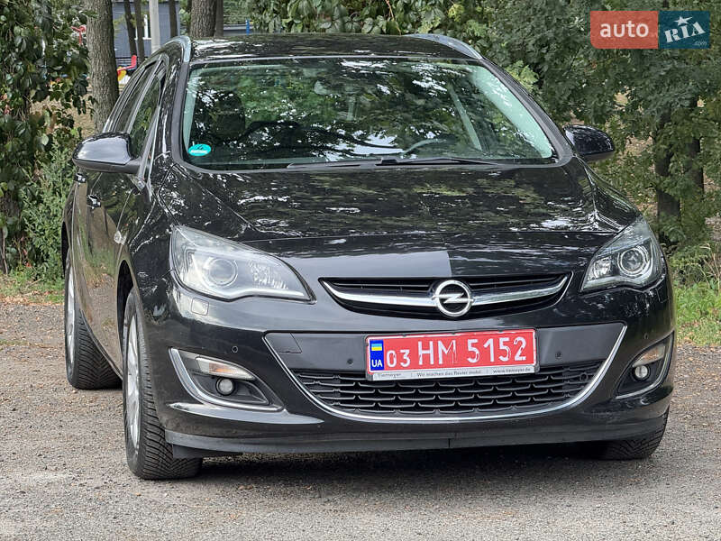 Универсал Opel Astra 2016 в Киеве